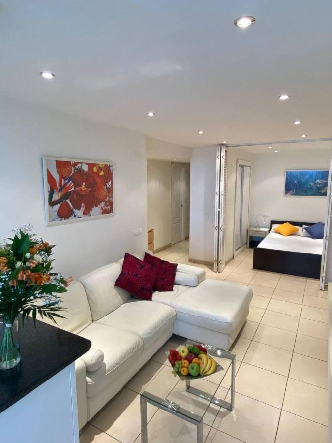 Central 2 Bed In La Nogalera Apartamento